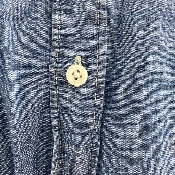 Mens button down - Picture 2 of 5